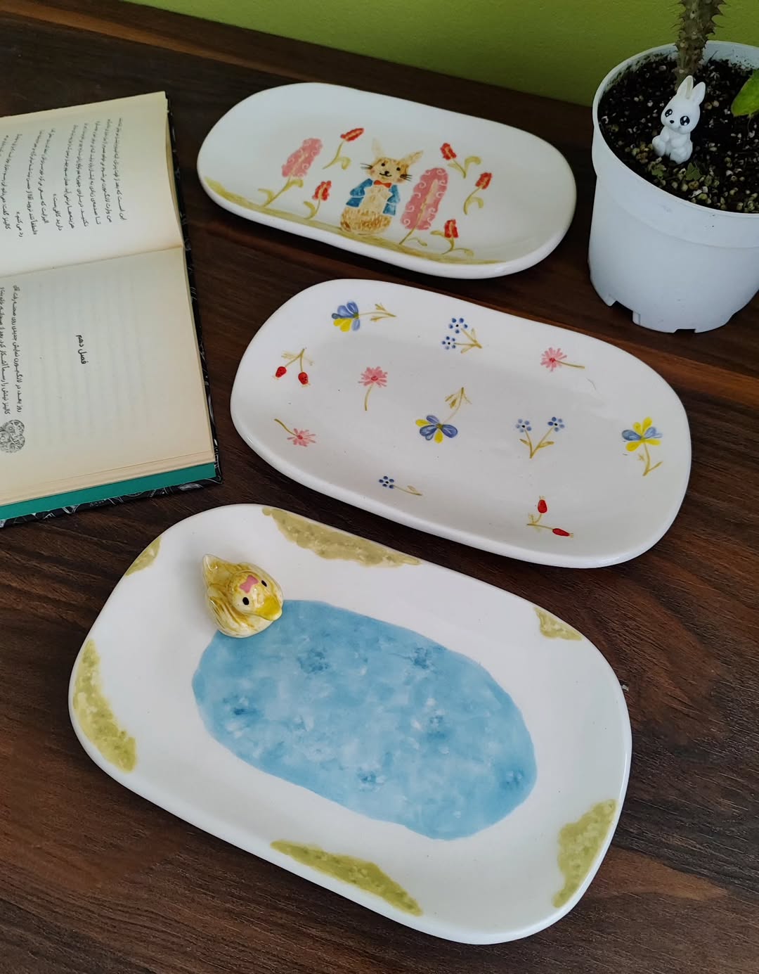 بشقاب های سرامیکی دست ساز با فرم بیضی