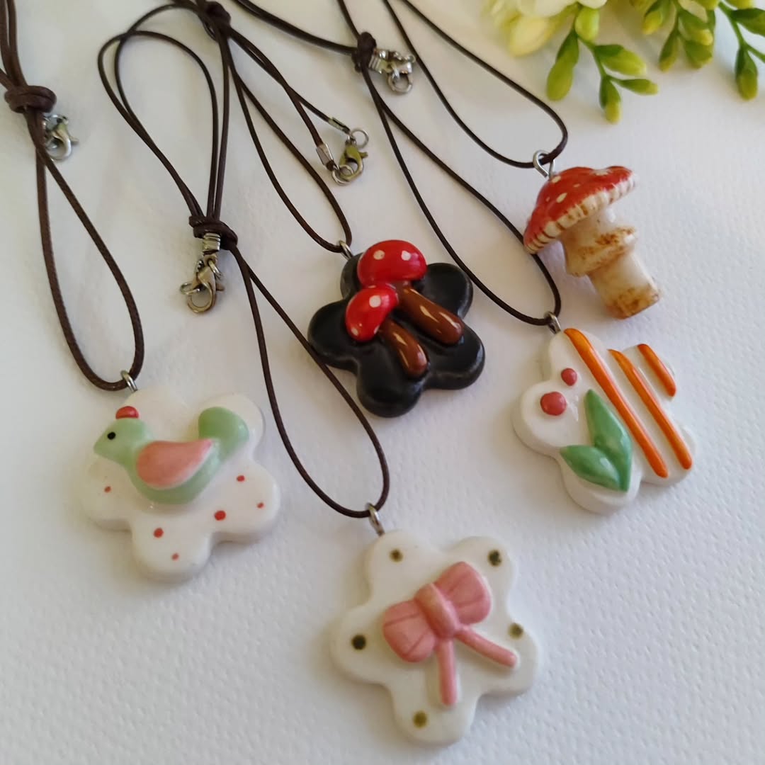 آویز گردنی  سرامیکی دست ساز